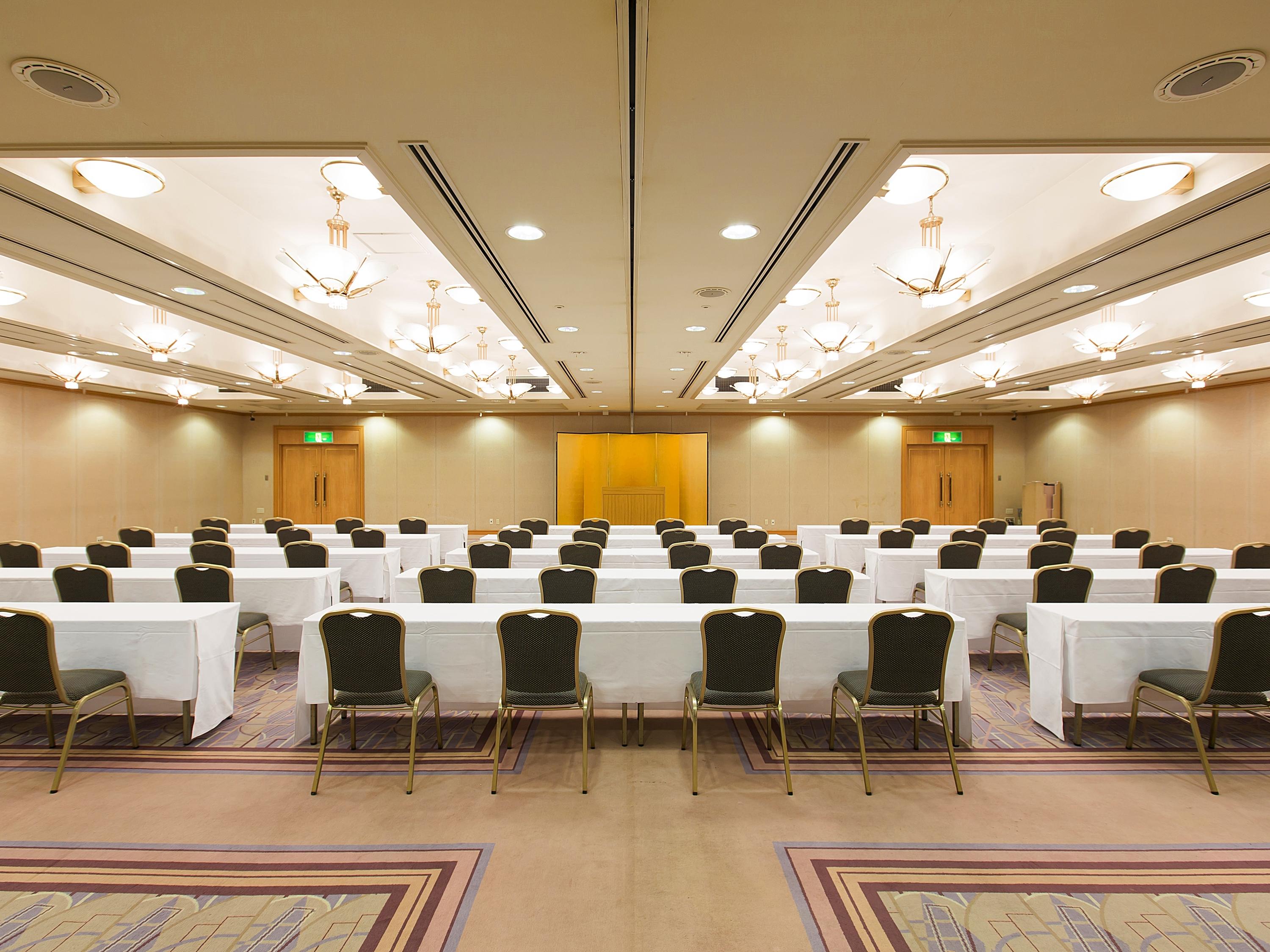 Narita Tobu Hotel Airport Exterior photo The conference hall of the hotel