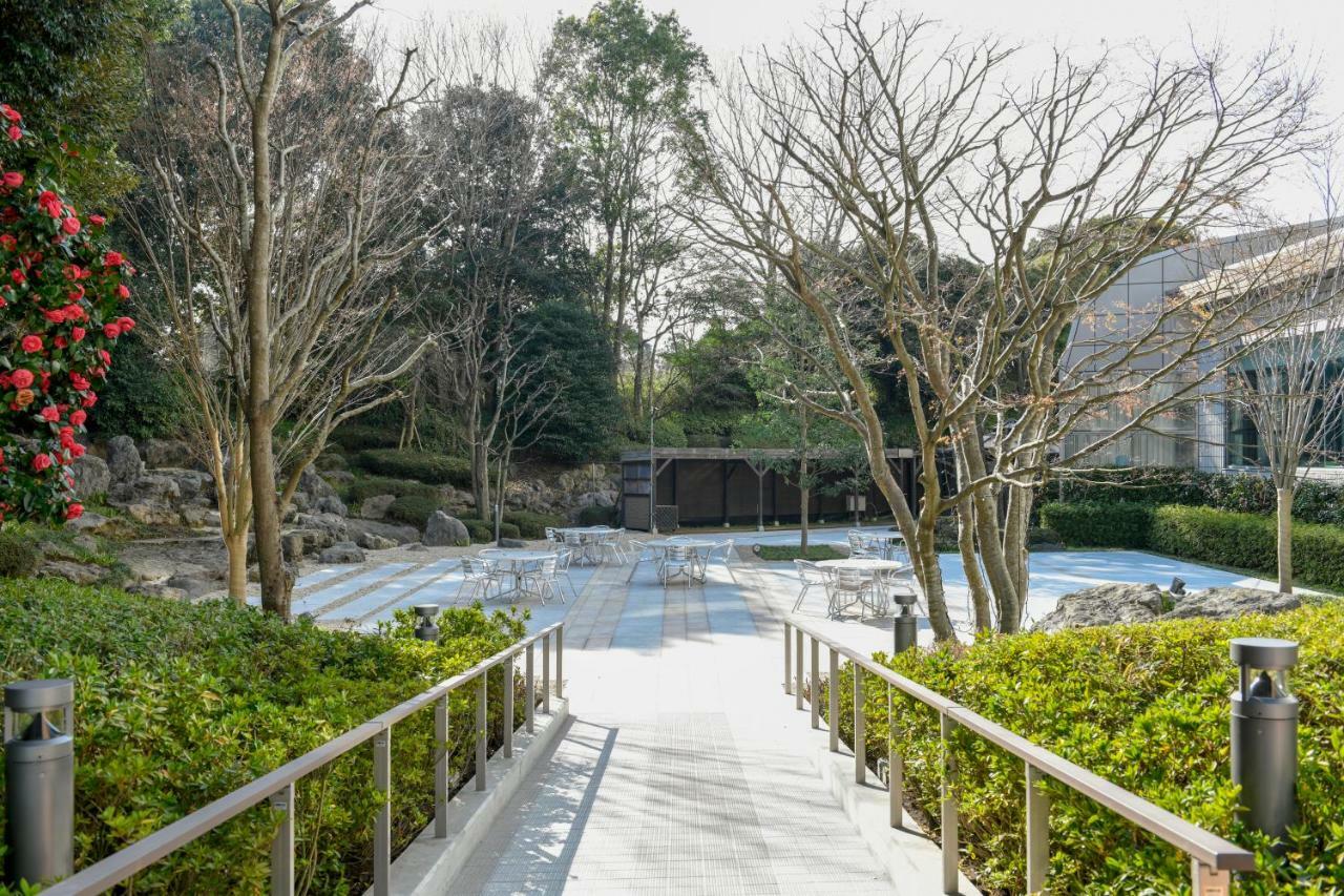 Narita Tobu Hotel Airport Exterior photo The entrance of the park